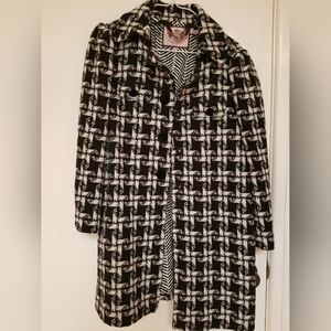 Juicy Couture Vintage Peacoat, white and black colored, women's size Medium